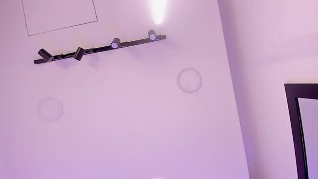 alejandrarojas_のライブチャットルーム