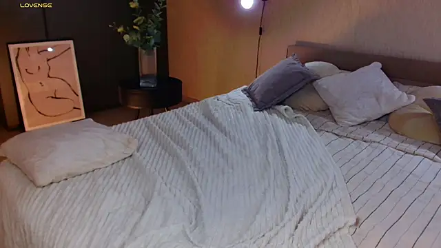 غرفة دردشة mynameloveeeeee المباشرة