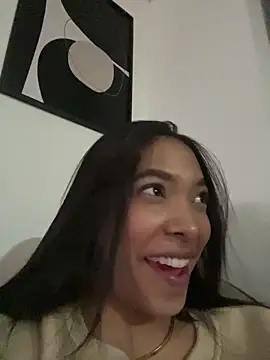 غرفة دردشة KarolRojas_22 المباشرة