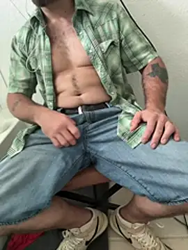 2addictivelyhorny Adlı Modelin Canlı Sohbet Odası