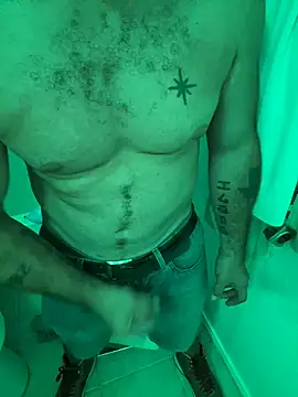 2addictivelyhorny 실시간 채팅방