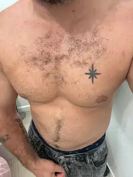 2addictivelyhorny – Naživo chatovacia miestnosť