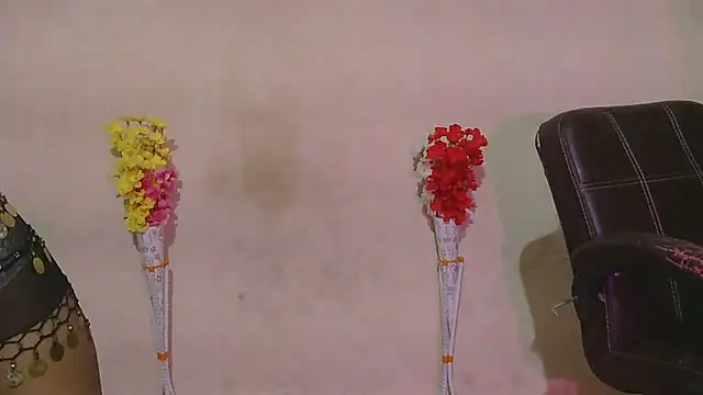 Sala de chat en directo de cute_mahira