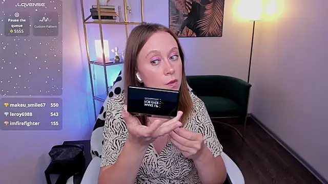 Sala de chat en directo de Brooke_lover