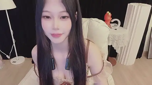 -Annababy's Live Chat Room