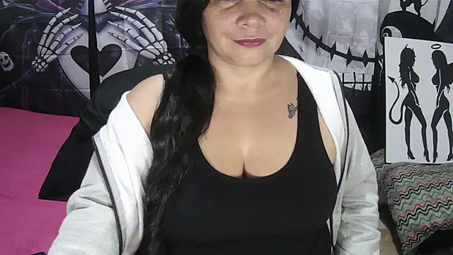 Pokój czatu na żywo – vivian-milf