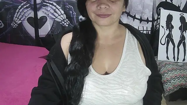 vivian-milf: онлайн-чат
