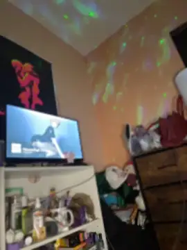 DivineBBWPoison Live chatroom