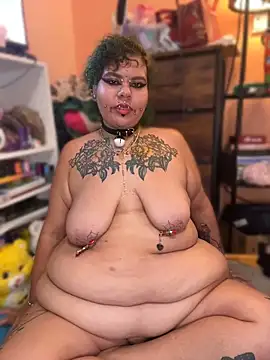 DivineBBWPoison Adlı Modelin Canlı Sohbet Odası
