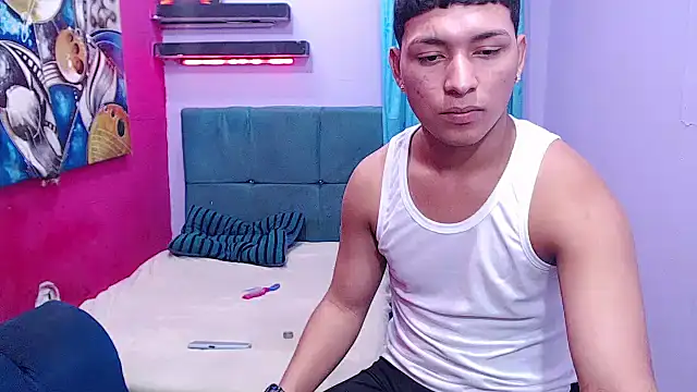 Онлайн чат twinks_fuck