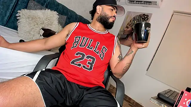 Harrishairy Live Sex Cam-Show