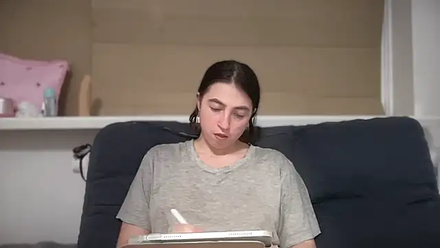 Aphr0ditee чат на живо