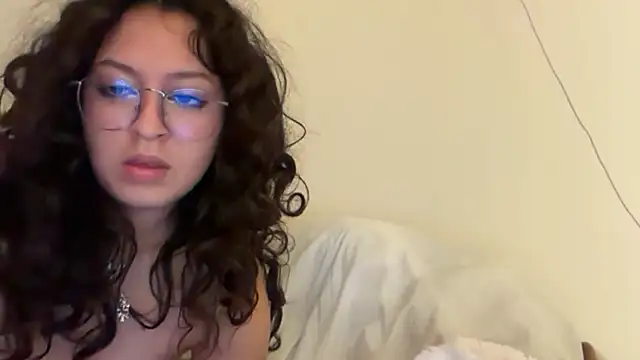 Alicatcua_ Live Chatraum