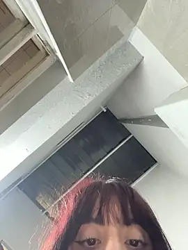 Živá chatovací místnost Mia_fiire