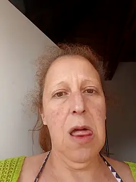 Živá chatovací místnost nikiarg