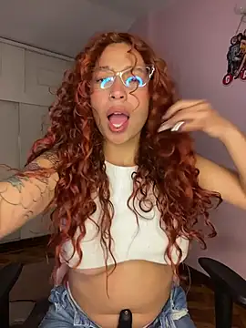 PrettyChloe_ – live chatrum