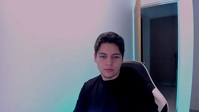 غرفة دردشة Asta_YunoXXX المباشرة