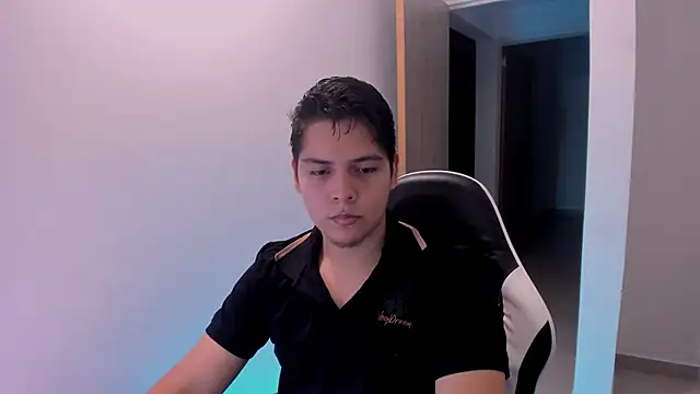 Živá chatovací místnost Asta_YunoXXX