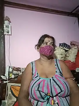 me-pari-hu Adlı Modelin Canlı Sohbet Odası
