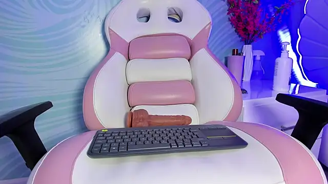 Sala de chat en directo de CHLOE_BLOWJOB
