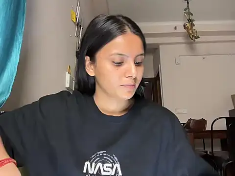 Naira_fit чат на живо