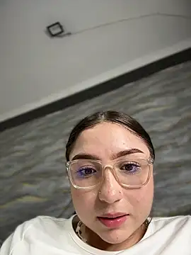 Živá chatovací místnost Mia_Luxor