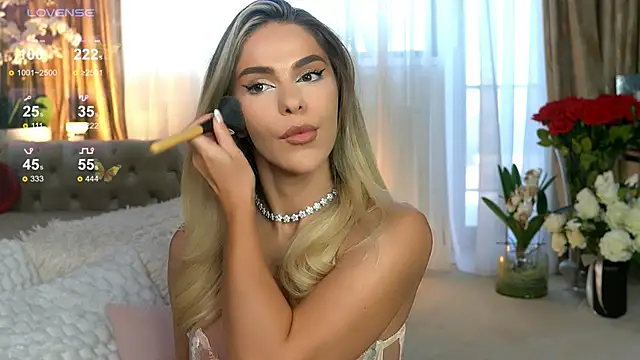 غرفة دردشة ChloeVelvetx المباشرة