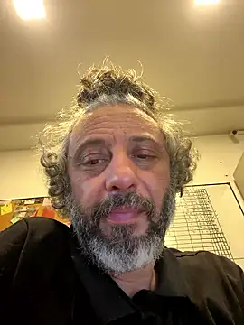 חדר צ'אט בשידור חי של Petebulimia