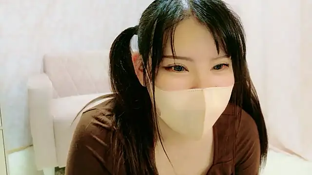Sala de chat en directo de Erina__