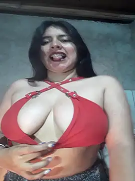 Estefanny_Lolyy Adlı Modelin Canlı Sohbet Odası