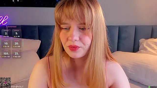 Phòng Chat Trực Tiếp Victori_Fox