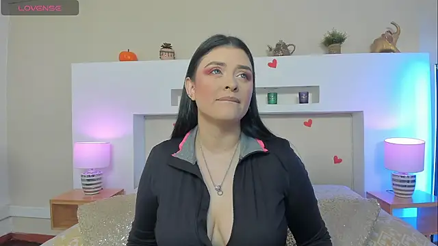 AnikaRomanoff_ Live Chatraum