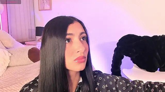 غرفة دردشة lya__brown المباشرة