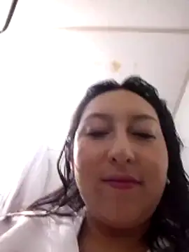 Chat ao vivo de Valeria_montana_