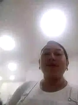 Bilik Sembang Langsung Valeria_montana_