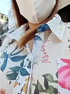 Baby-Linh Live Chatraum