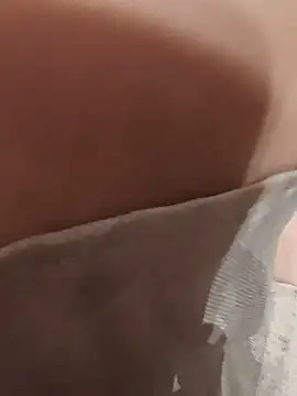 Baby-Linh Cameră chat live