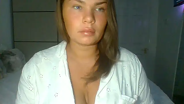 Chat soba uživo modela GEMMARMALADE
