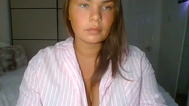 GEMMARMALADE Adlı Modelin Canlı Sohbet Odası
