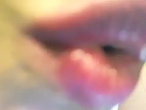Spit_queen_ – live chatrum