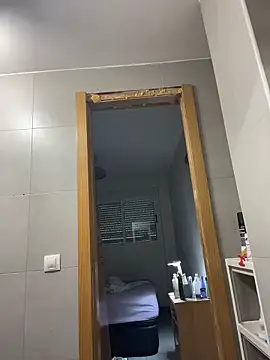 BR4v9andr Adlı Modelin Canlı Sohbet Odası