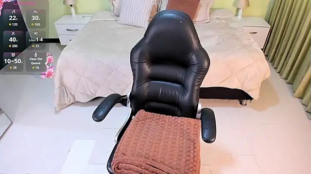 Celeste_Rous__ Live chatroom