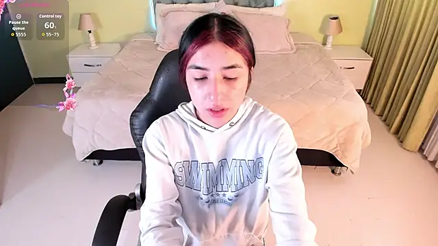 Chat soba uživo modela Celeste_Rous__