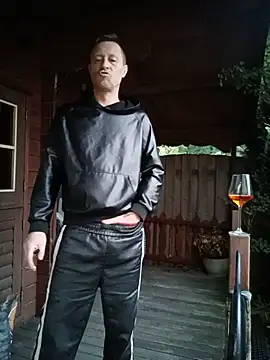 jefflatex45 Adlı Modelin Canlı Sohbet Odası