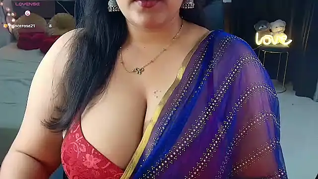 elegant_elina লাইভ চ্যাট রুম