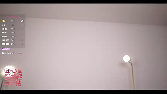 Lanenger Adlı Modelin Canlı Sohbet Odası