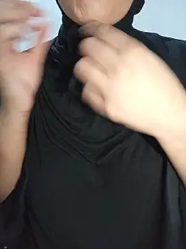 Chat soba uživo modela -Batta-