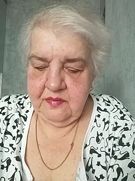 HapinessLovee Adlı Modelin Canlı Sohbet Odası