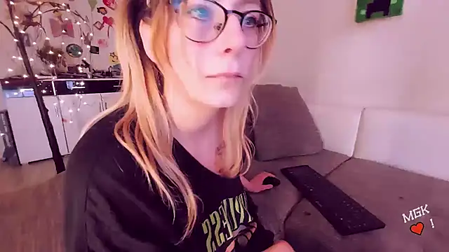 mindfvkc's Live Chat Room