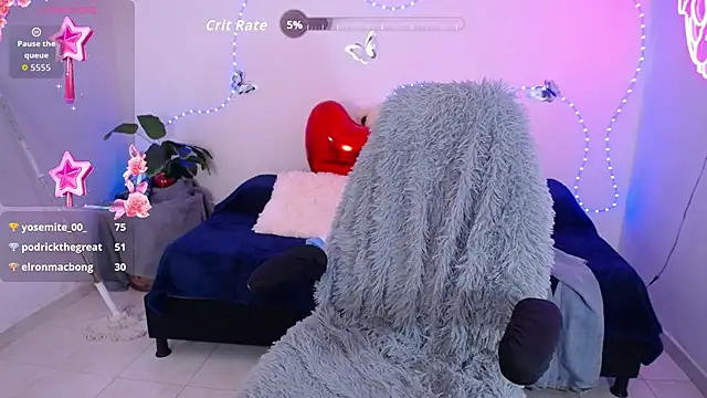 Valery_tiny Adlı Modelin Canlı Sohbet Odası